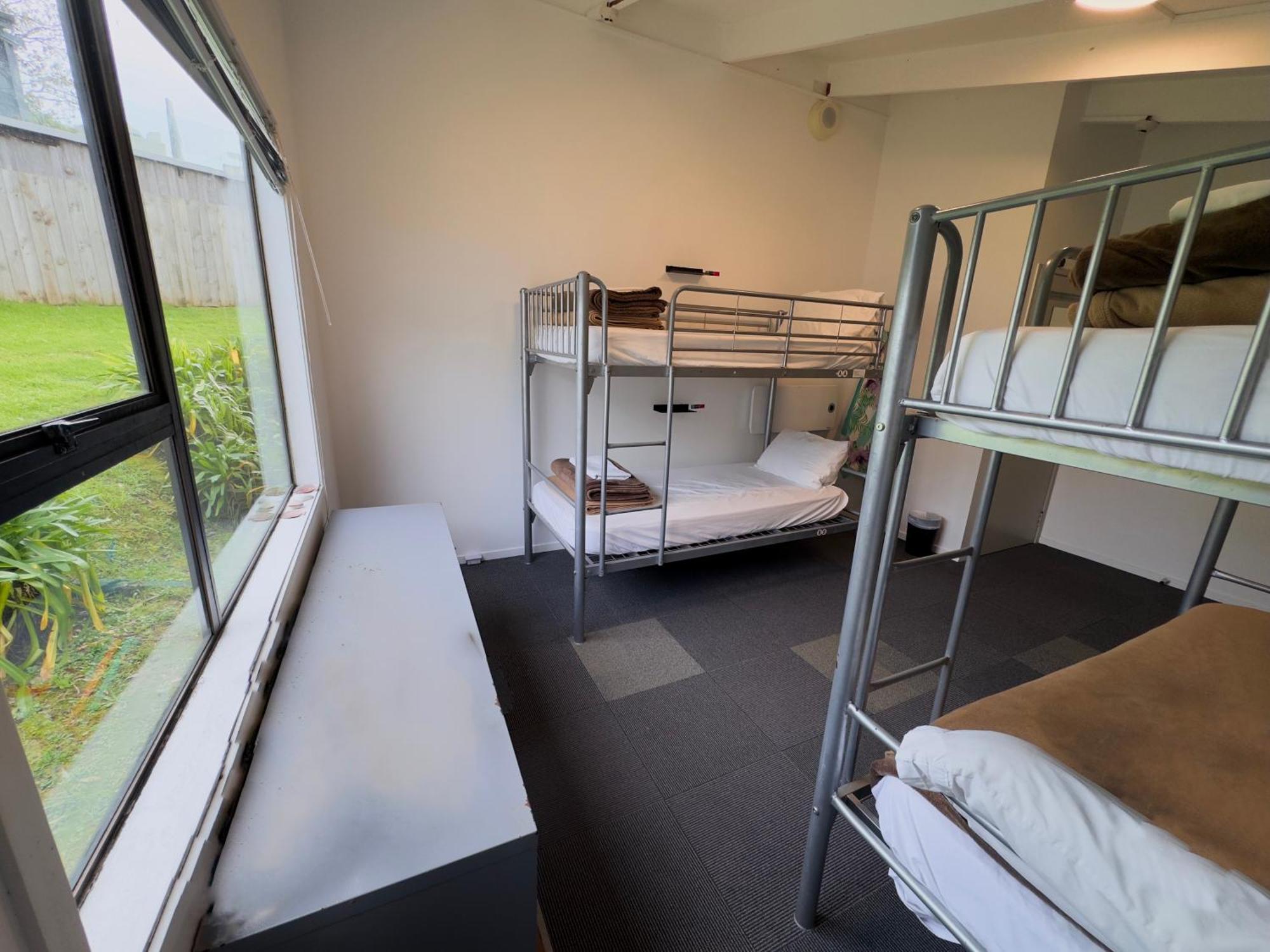 Waiheke Backpackers Hostel Onetangi Eksteriør billede